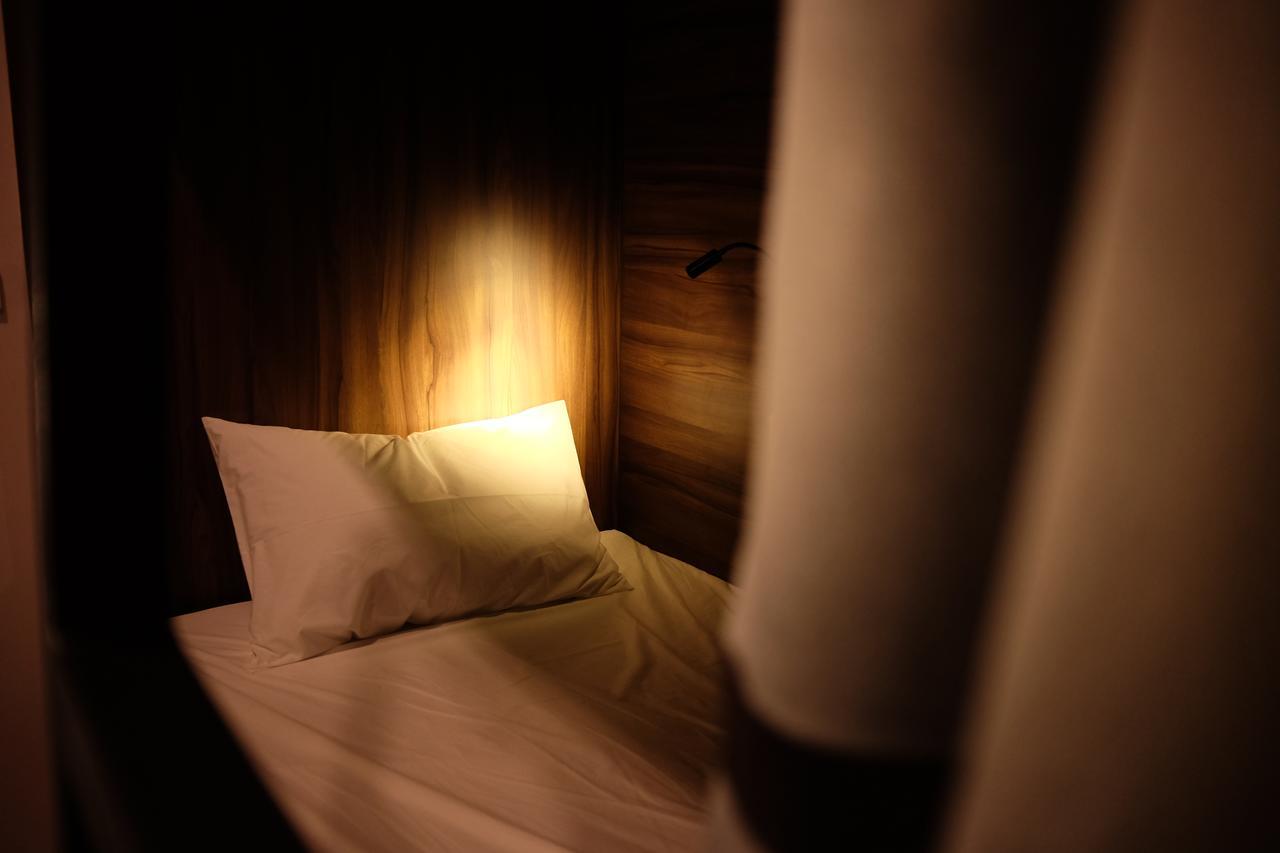 Hostel Urby Bangkok Zewnętrze zdjęcie